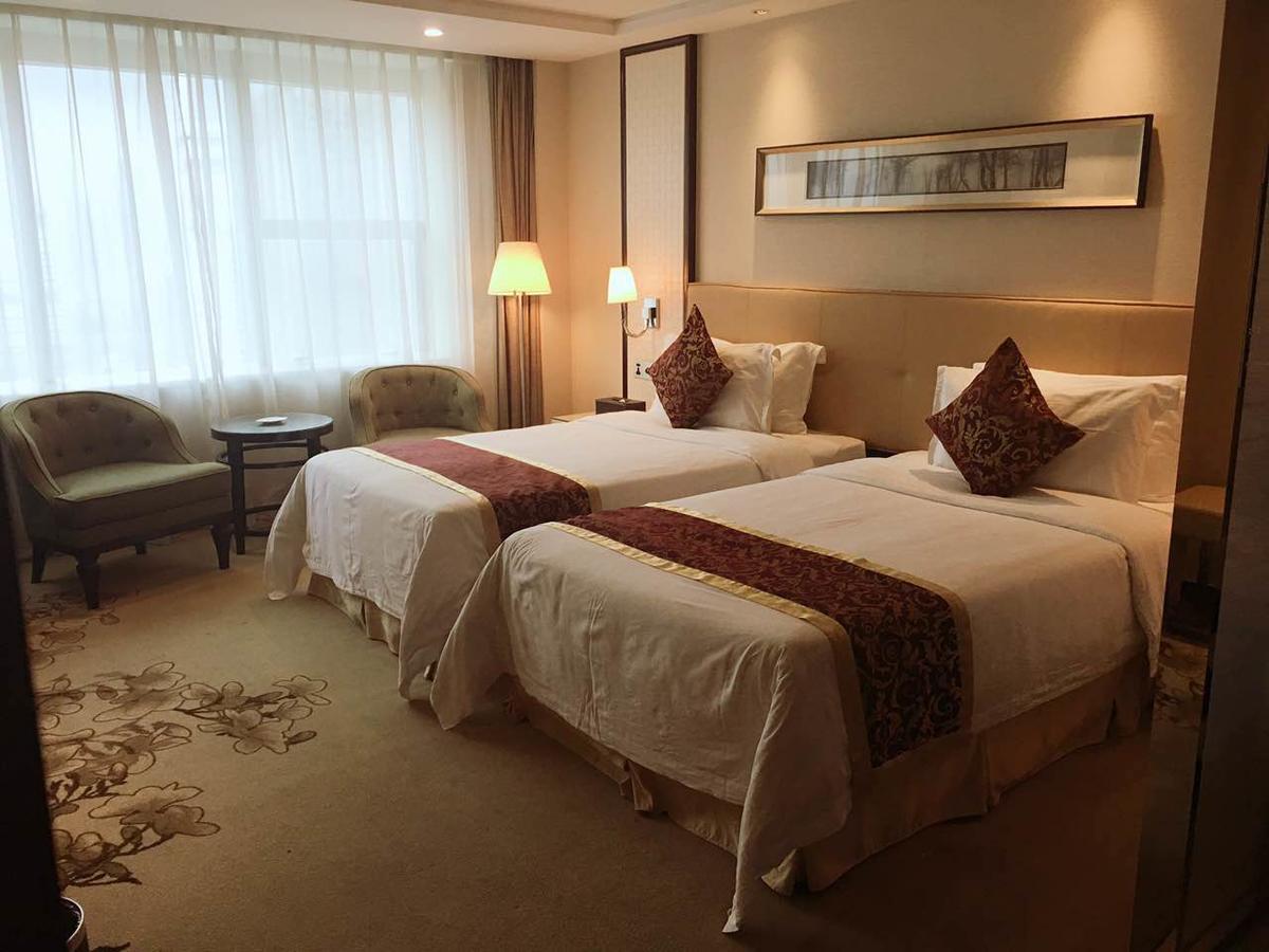 Chunjiang Lushan Hotel Шэньчжэнь Экстерьер фото